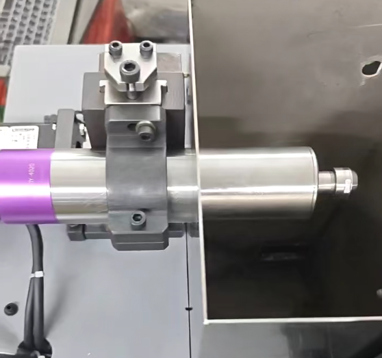 msiy-4020<a href='gaosuzhuzhou.htm' class='keys' title='点击查看关于电主轴的相关信息' target='_blank'>电主轴</a>.png